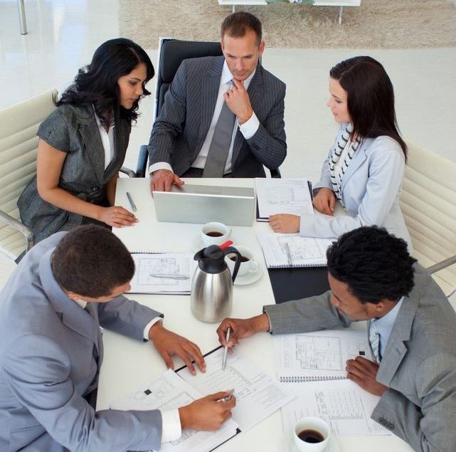 Image of council meeting taking place Image of council meeting taking place